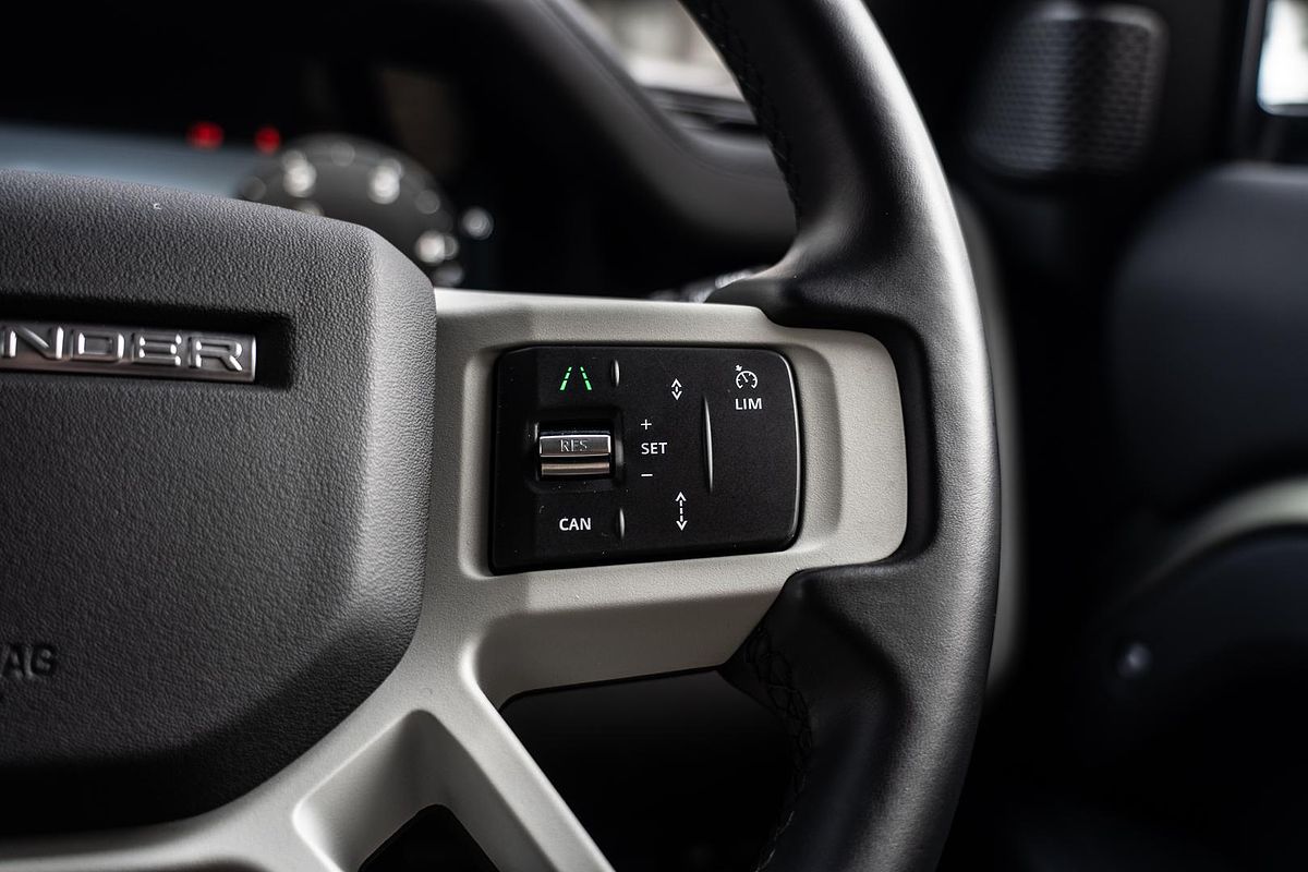 2024 Land Rover Defender 90 D250 S L663