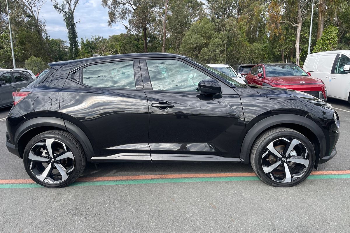 2023 Nissan JUKE ST-L F16