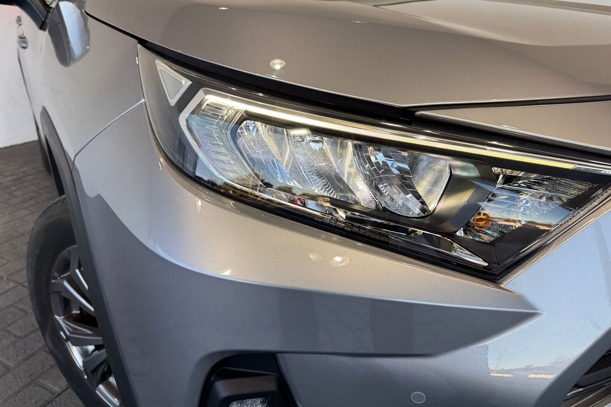 2022 Toyota RAV4 GXL MXAA52R