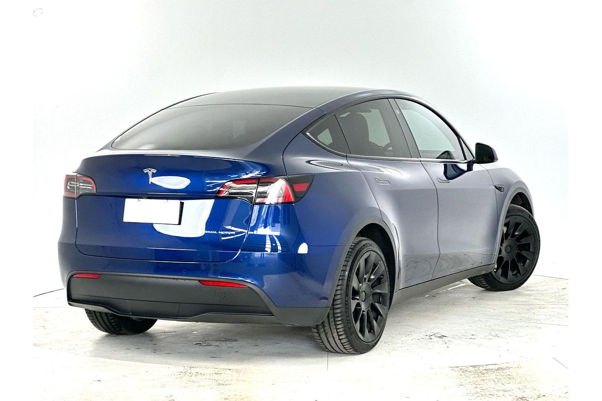 2024 Tesla Model Y Long Range