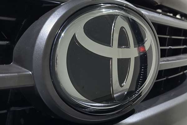 2022 Toyota Hilux Hilux 4x2 SR 2.8L T Diesel Automatic Double Cab GUN136R Rear Wheel Drive