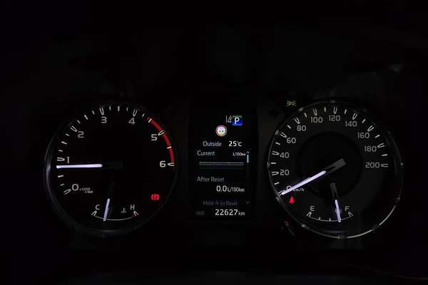 2022 Toyota Hilux Hilux 4x2 SR 2.8L T Diesel Automatic Double Cab GUN136R Rear Wheel Drive