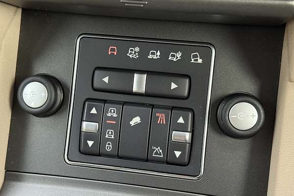 2014 Land Rover Discovery SDV6 HSE Series 4