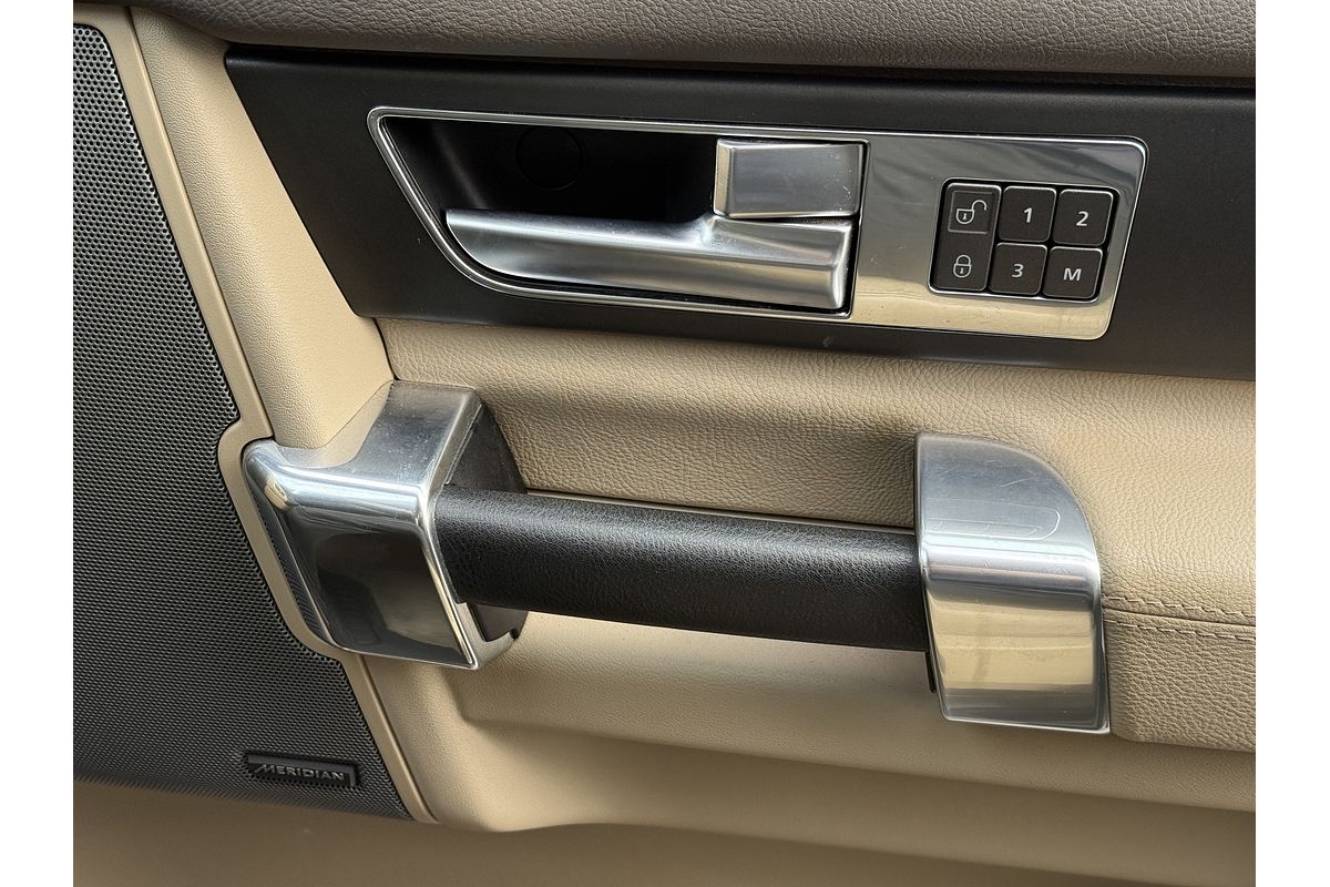 2014 Land Rover Discovery SDV6 HSE Series 4