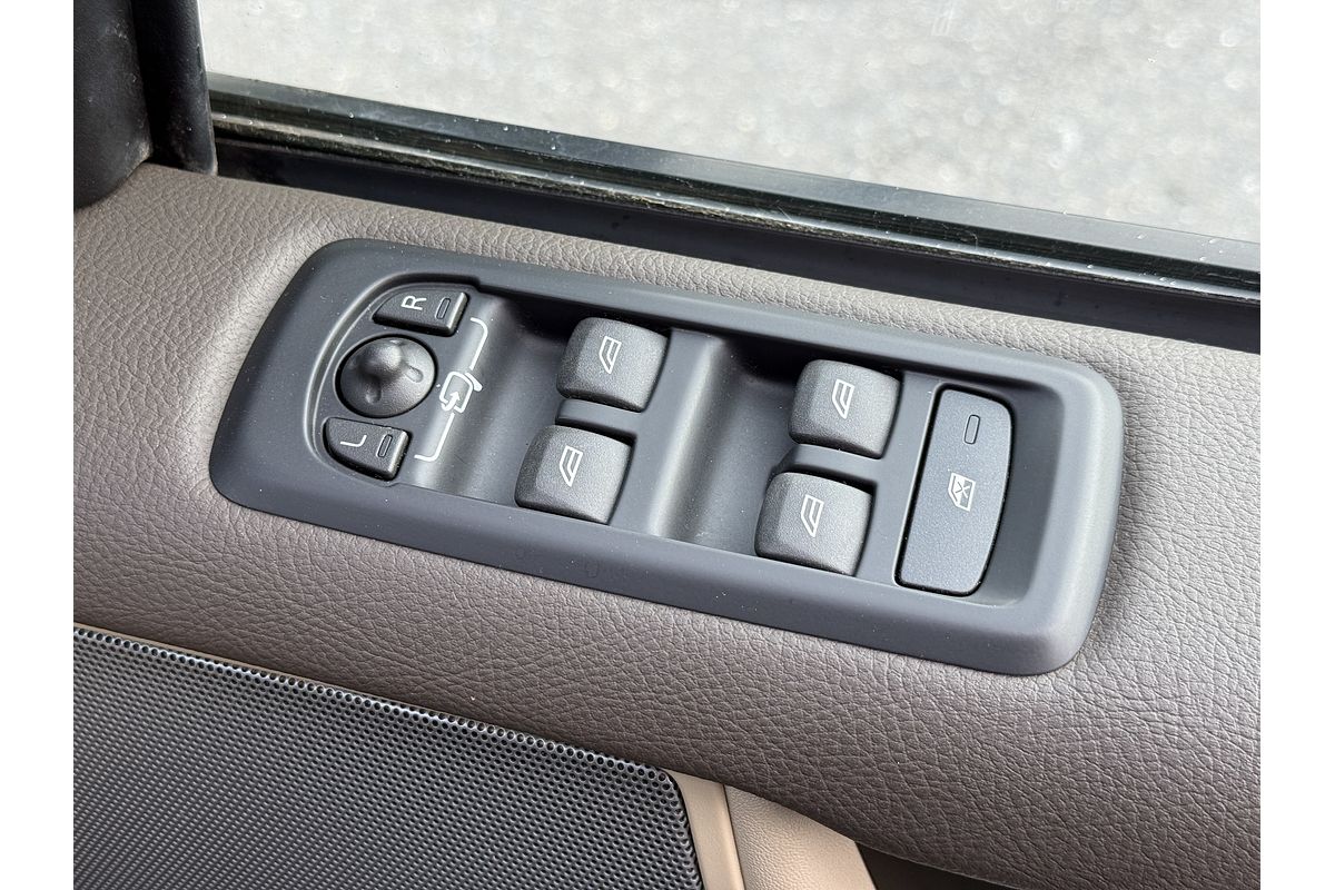 2014 Land Rover Discovery SDV6 HSE Series 4