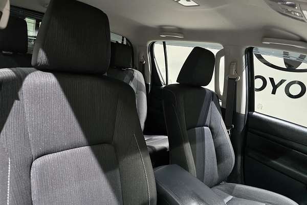 2022 Toyota Hilux Hilux 4x2 SR 2.8L T Diesel Automatic Double Cab GUN136R Rear Wheel Drive