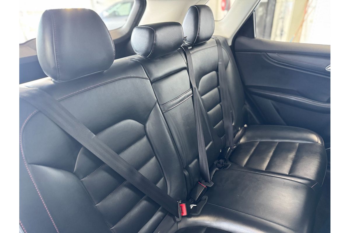 2019 MG HS Excite SAS23