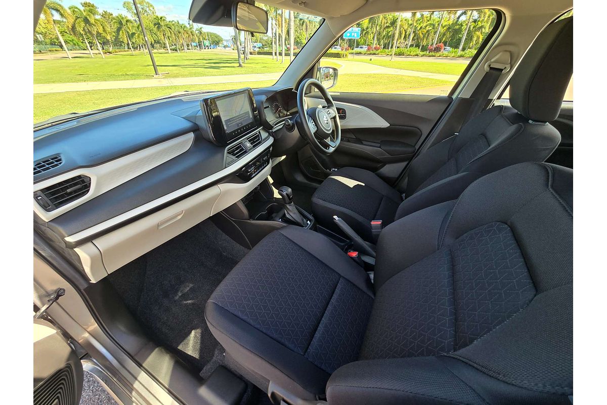 2024 Suzuki Swift Hybrid UZ