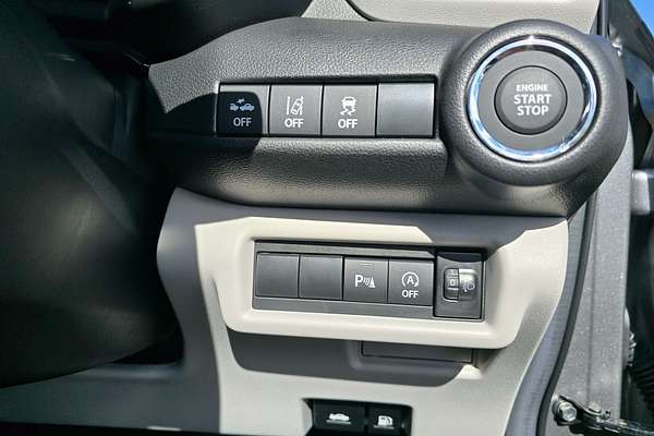 2024 Suzuki Swift Hybrid UZ