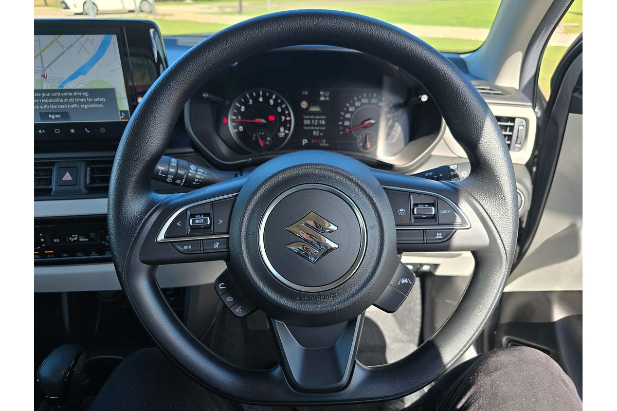2024 Suzuki Swift Hybrid UZ