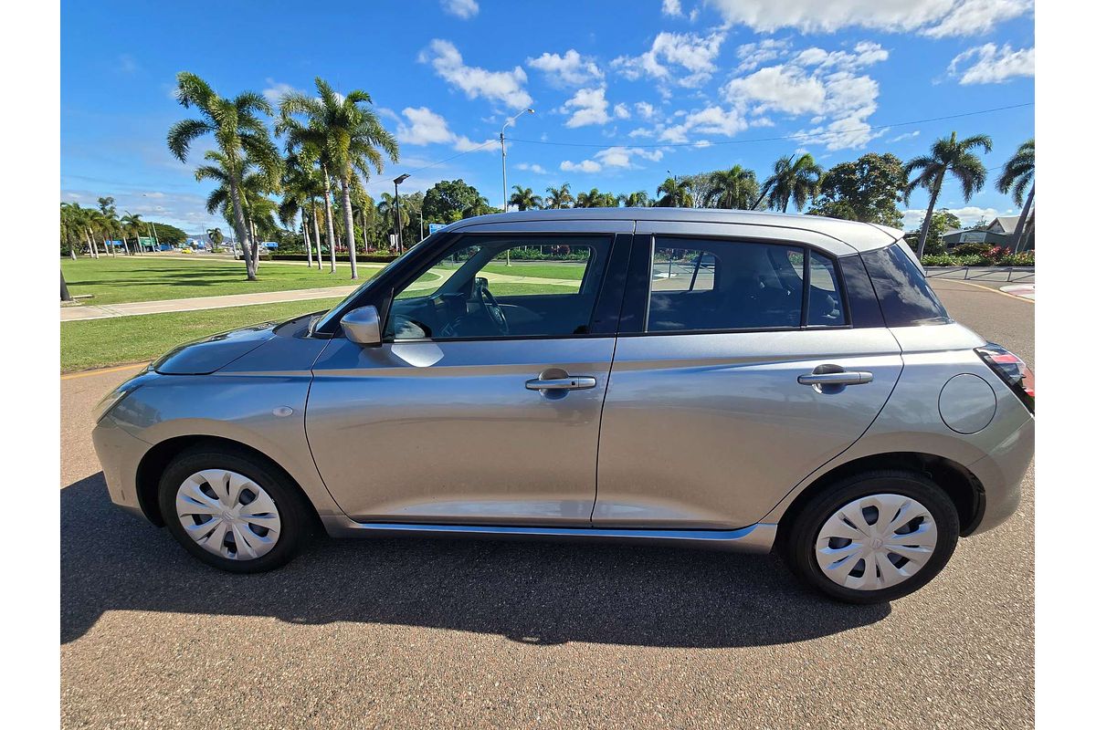 2024 Suzuki Swift Hybrid UZ