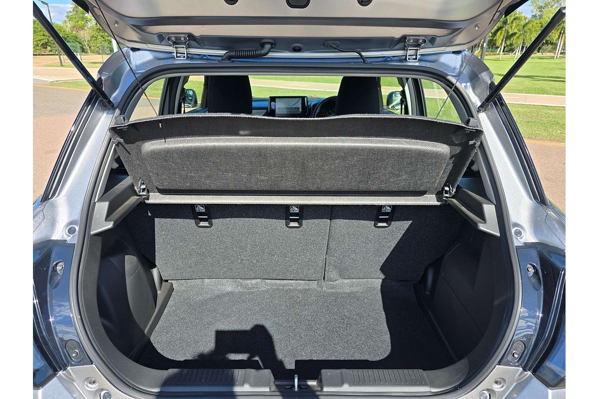 2024 Suzuki Swift Hybrid UZ