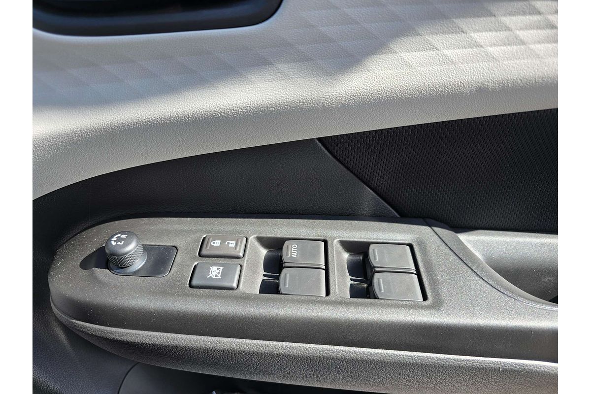 2024 Suzuki Swift Hybrid UZ