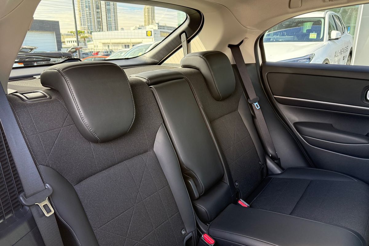 2024 Honda HR-V e:HEV L