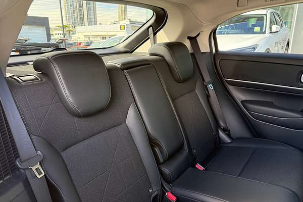 2024 Honda HR-V e:HEV L