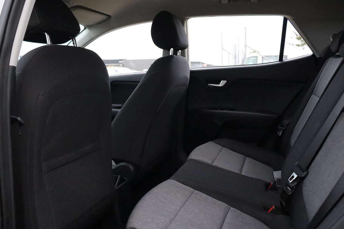2023 Kia Stonic S YB