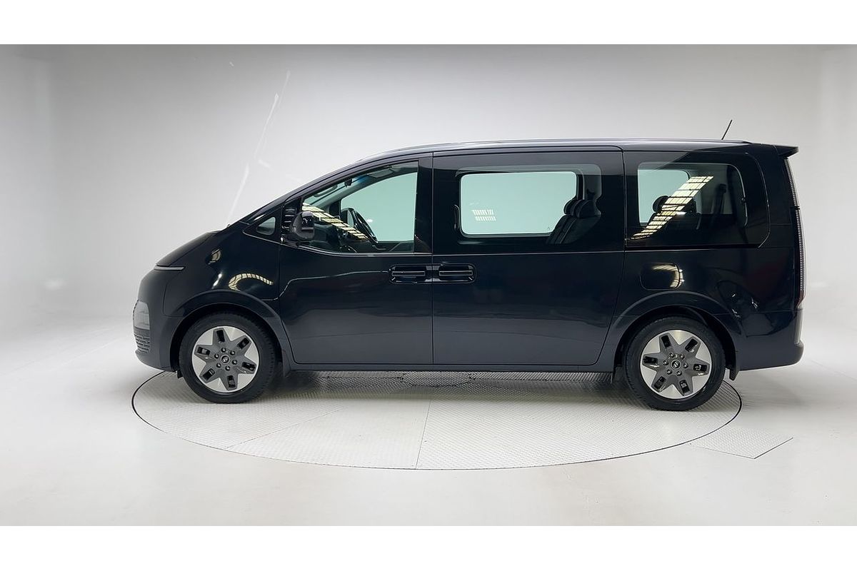 2021 Hyundai STARIA US4.V1