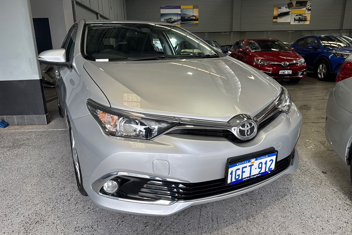 2017 Toyota Corolla Ascent Sport ZRE182R