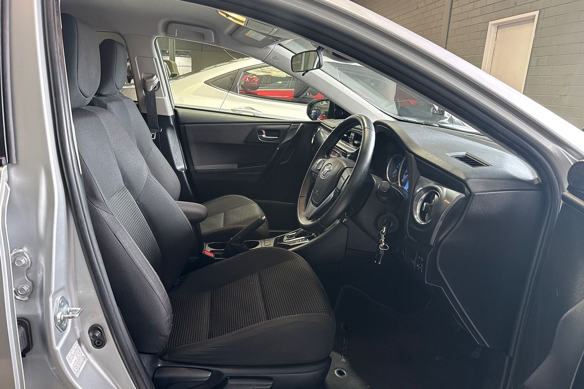 2017 Toyota Corolla Ascent Sport ZRE182R