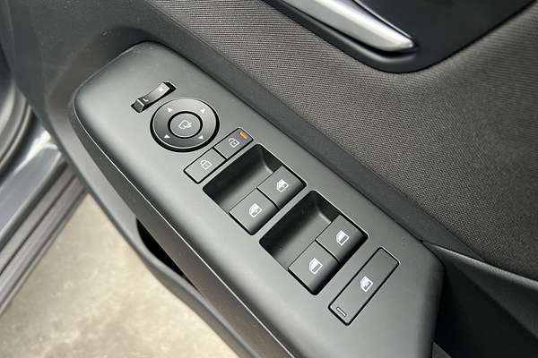 2024 Hyundai Kona  SX2.V1