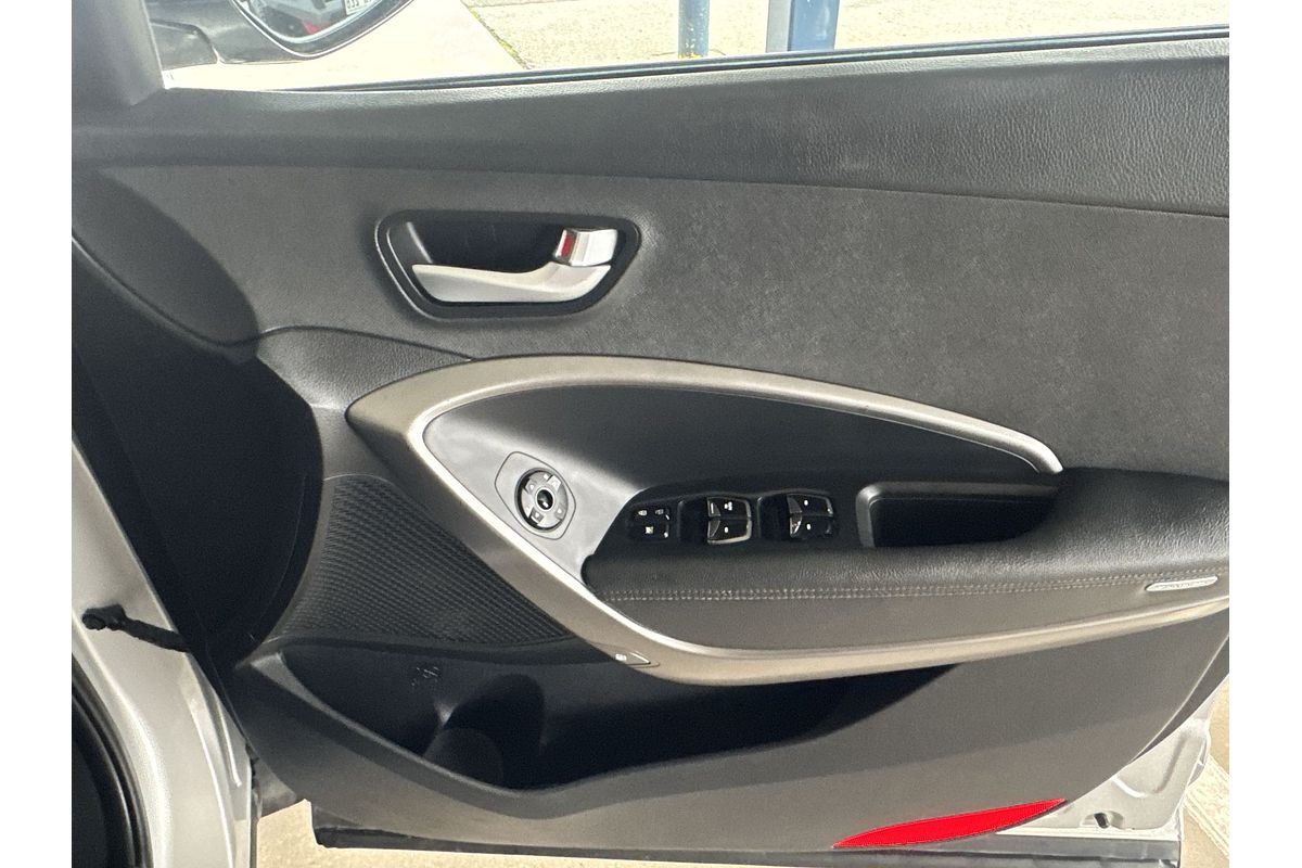 2016 Hyundai Santa Fe Active DM3 Series II