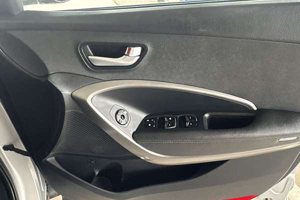 2016 Hyundai Santa Fe Active DM3 Series II