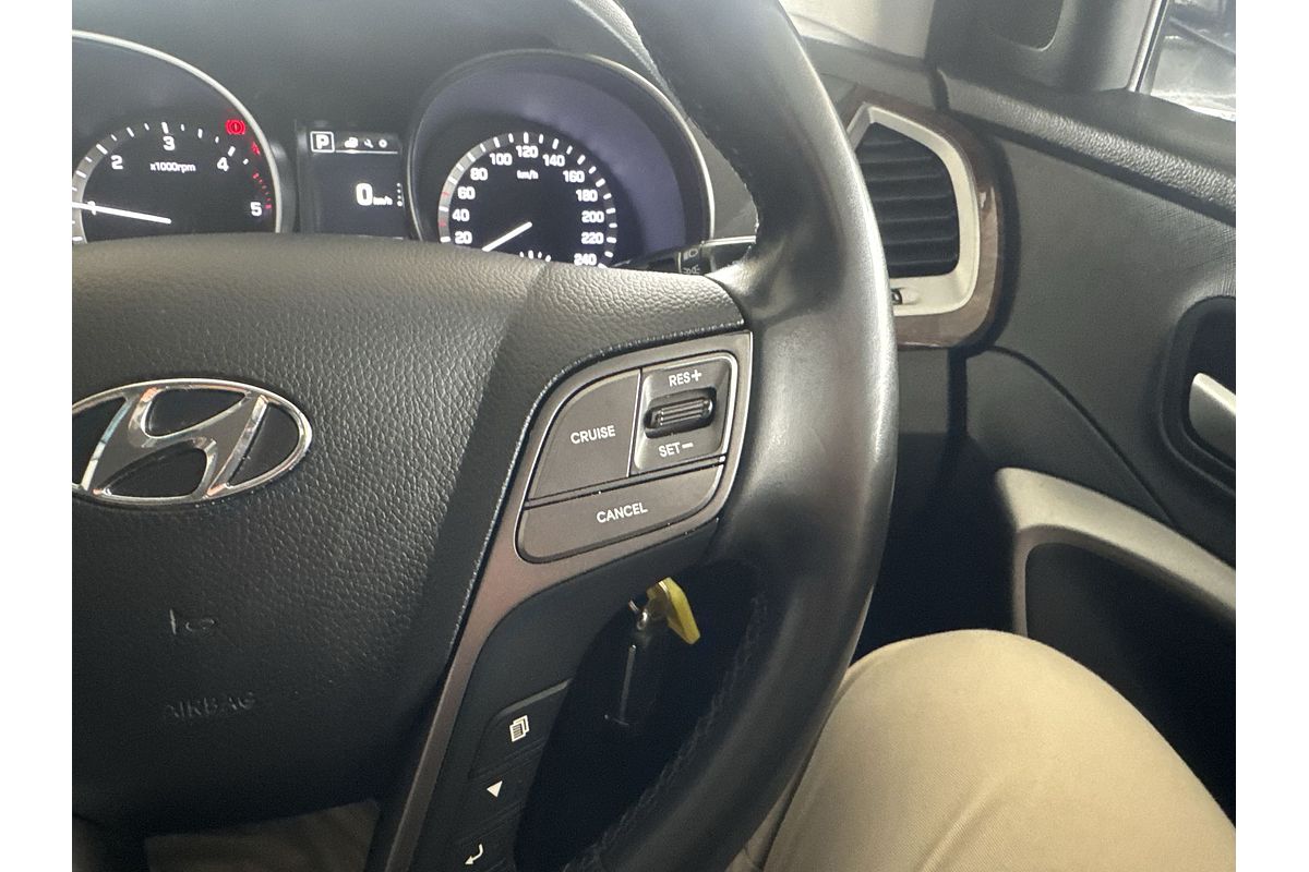 2016 Hyundai Santa Fe Active DM3 Series II