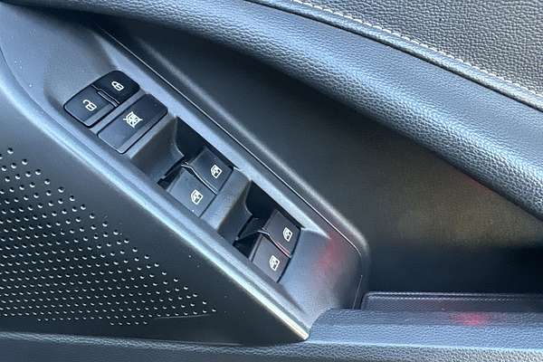 2022 LDV D90 Executive SV9A