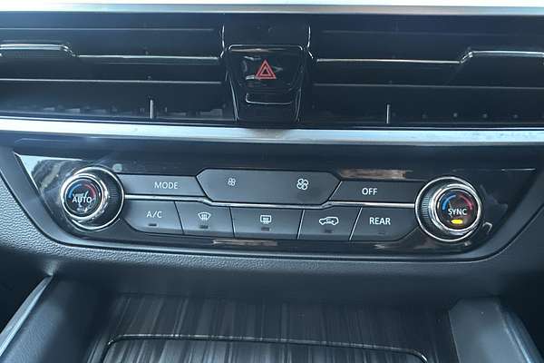 2022 LDV D90 Executive SV9A