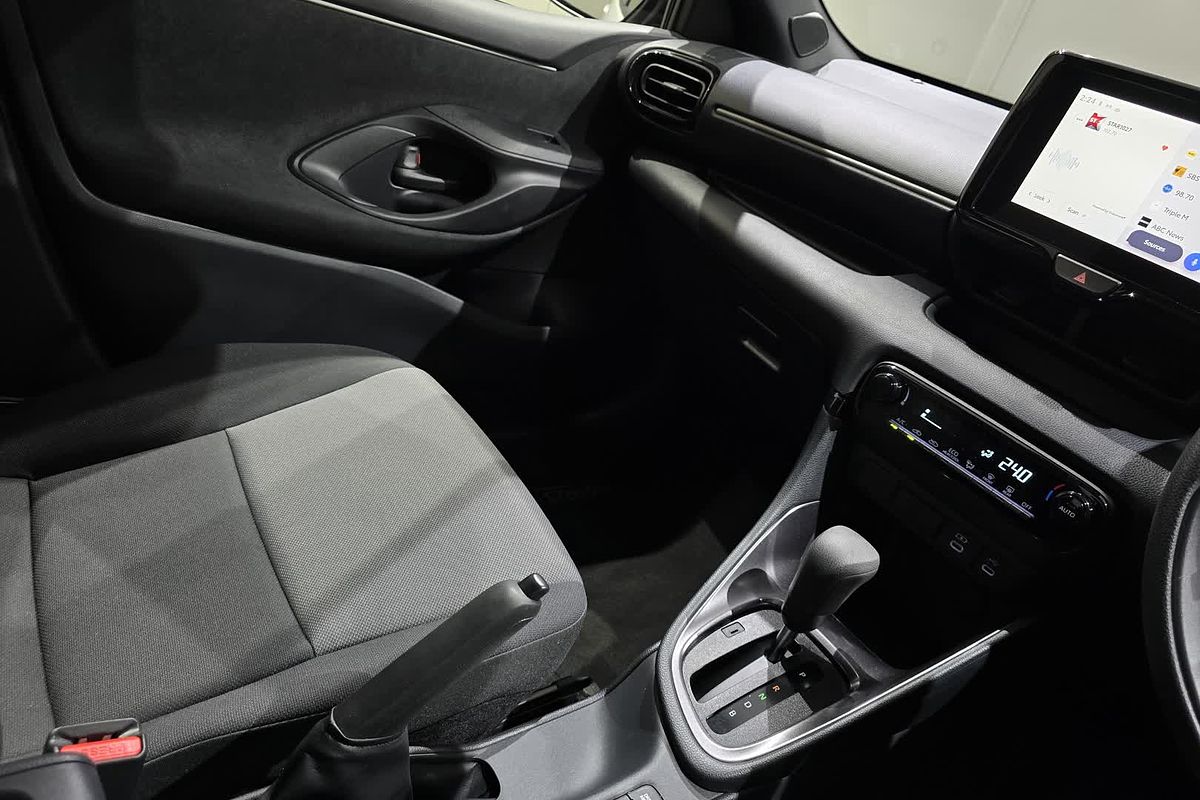 2024 Toyota Yaris Ascent Sport Hybrid MXPH10R
