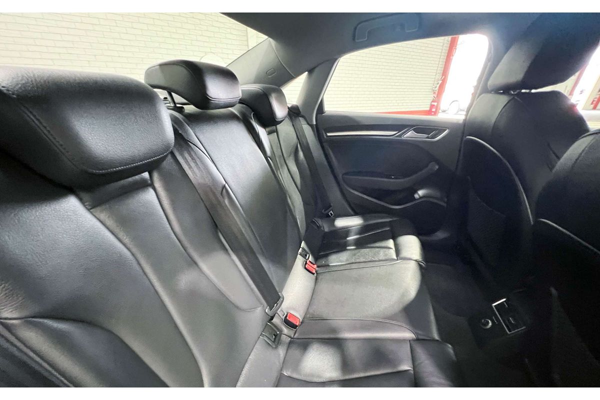 2019 Audi A3 40 TFSI S line plus 8V