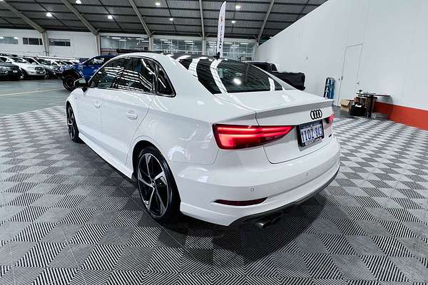 2019 Audi A3 40 TFSI S line plus 8V