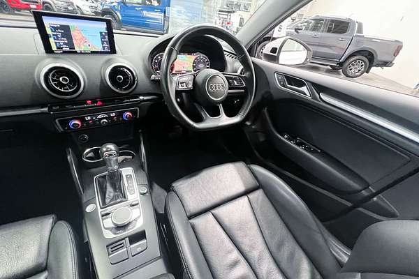 2019 Audi A3 40 TFSI S line plus 8V