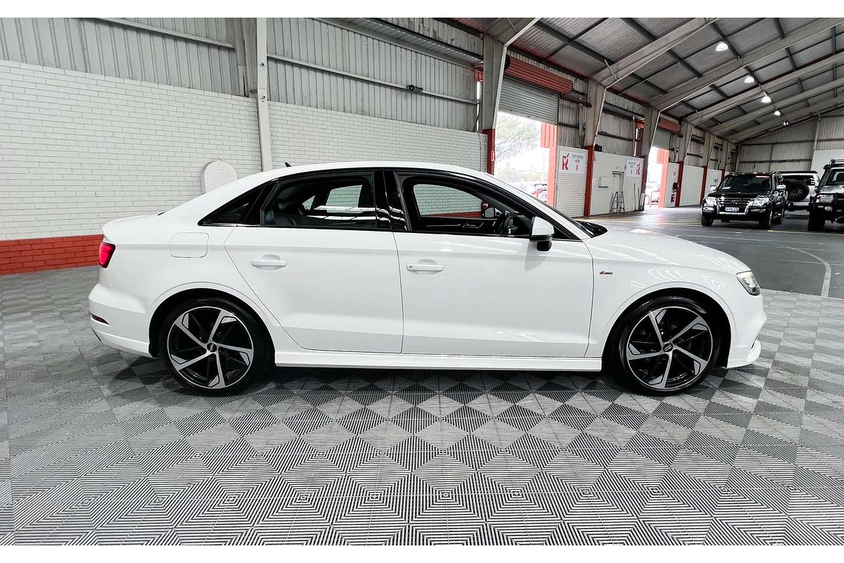 2019 Audi A3 40 TFSI S line plus 8V