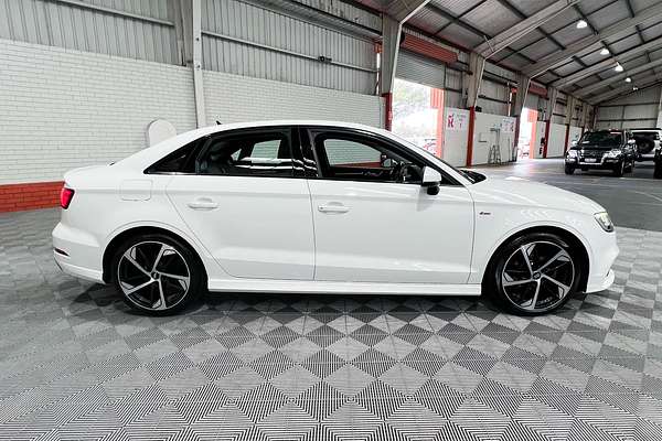 2019 Audi A3 40 TFSI S line plus 8V