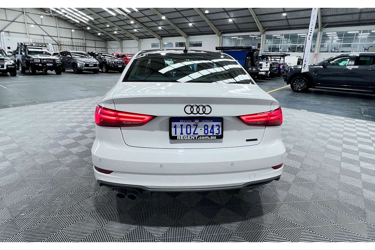 2019 Audi A3 40 TFSI S line plus 8V