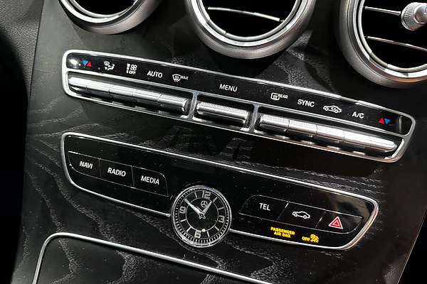 2019 Mercedes-Benz C-Class C300 C205
