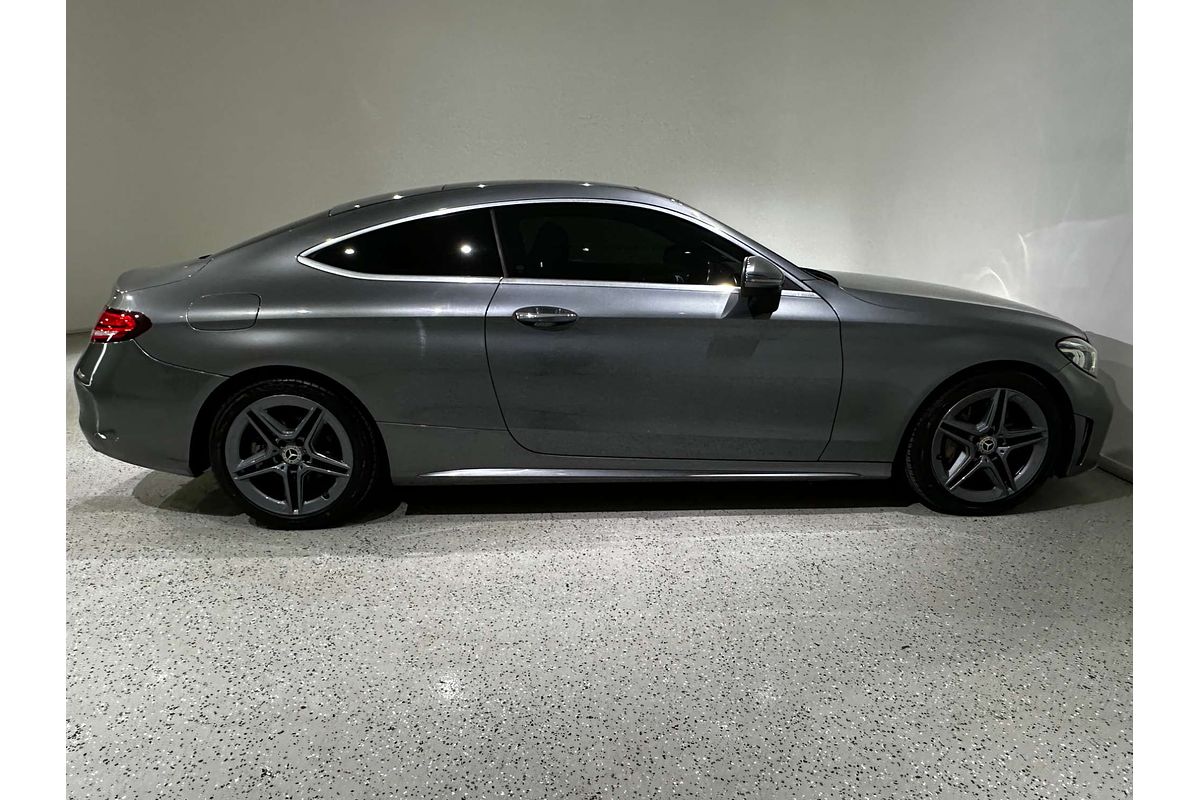 2019 Mercedes-Benz C-Class C300 C205