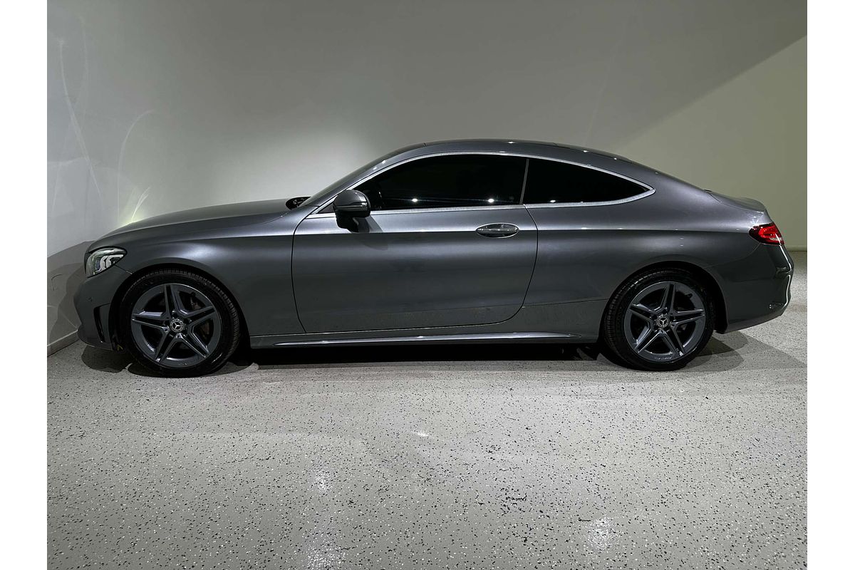 2019 Mercedes-Benz C-Class C300 C205