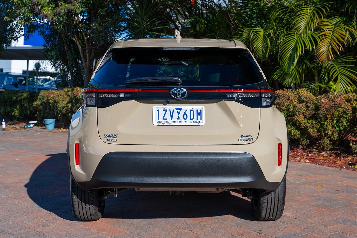 2024 Toyota Yaris Cross Urban MXPJ15R
