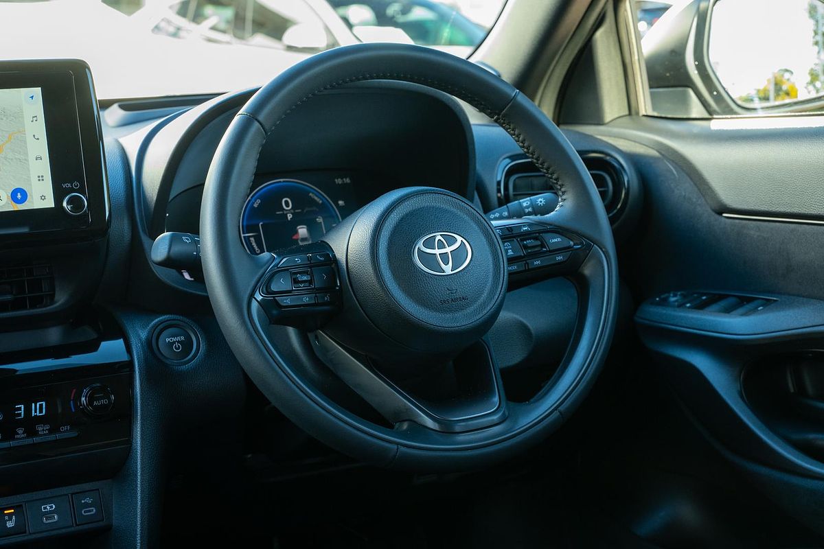 2024 Toyota Yaris Cross Urban MXPJ15R