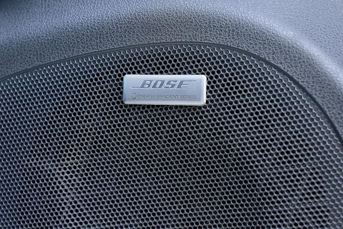 2022 Nissan LEAF ZE1