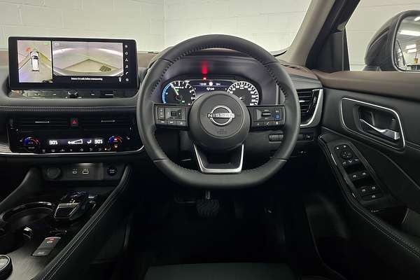 2025 Nissan X-TRAIL ST-L e-POWER T33