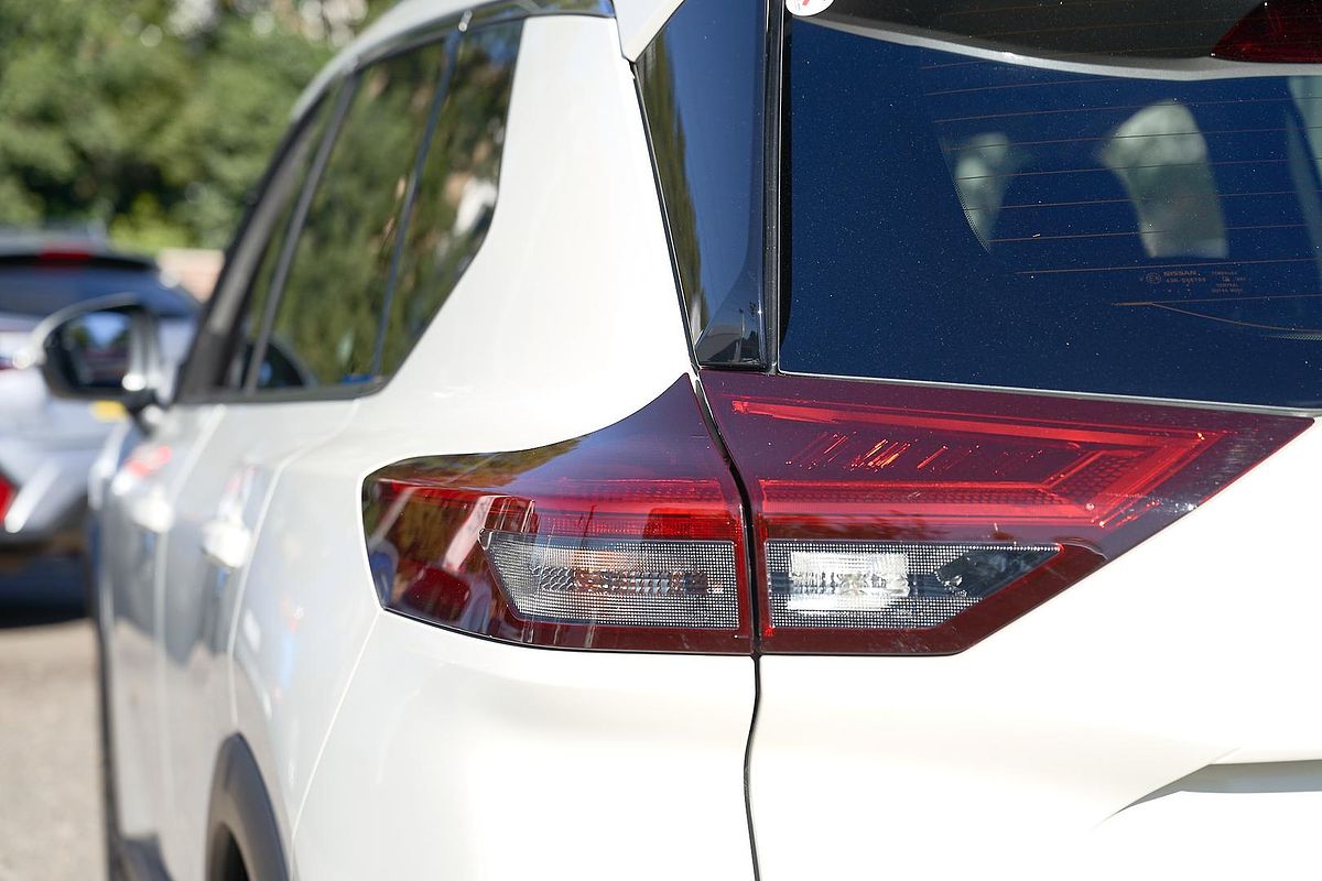 2024 Nissan X-TRAIL ST-L T33