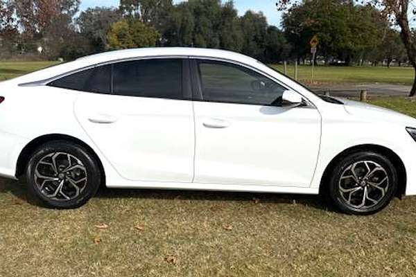 2024 MG MG5 VIBE MY23