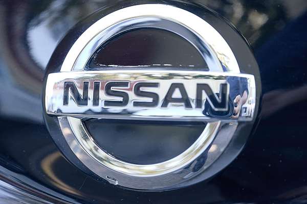 2022 Nissan LEAF ZE1