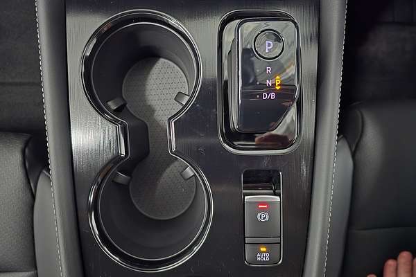 2025 Nissan X-TRAIL ST-L e-POWER T33