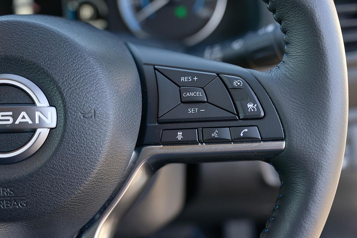 2023 Nissan LEAF ZE1