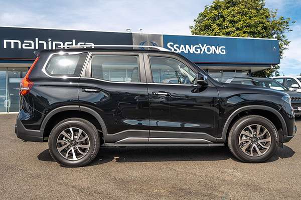 2024 Mahindra Scorpio Z8L