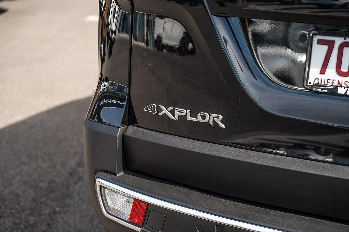 2024 Mahindra Scorpio Z8L